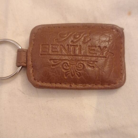 Vintage TR Bentley Leather Keychain Puffy Brown Stitched Keyring Fob - Picture 1 of 4